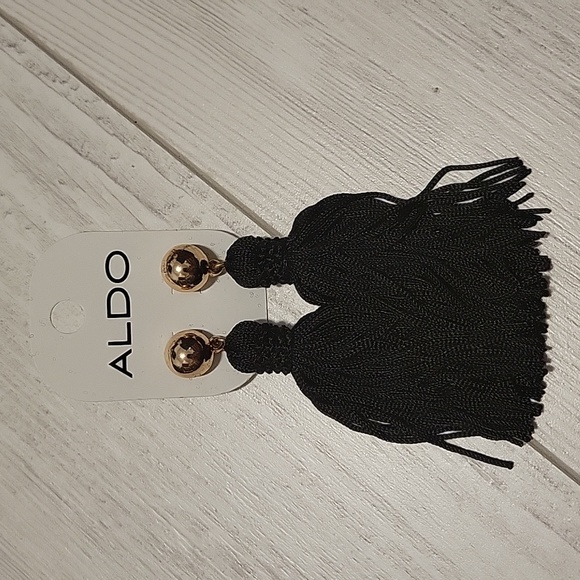 NWT Aldo Baerien Black Tassel Earrings - Picture 4 of 6